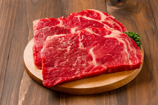 タンパク質豊富な赤身肉